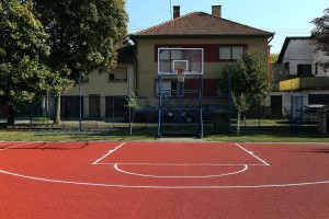 Predaja na upotrebu tartan terena za košarku