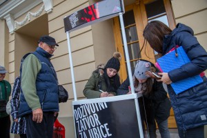 Prikupljanje potpisa za inicijativu doživotnog zatvora za ubice dece