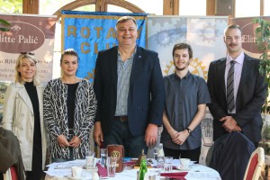 Dodela stipendija Rotari kluba Palić