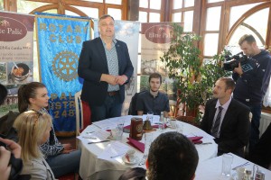 Dodela stipendija Rotari kluba Palić