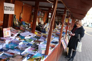 Predaja donacije u knjigama Školskom centru sa domom učenika "Dositej Obradović"