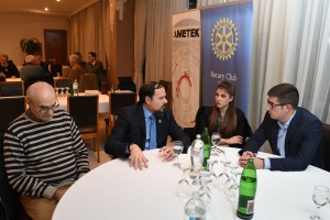 Dodela stipendija Rotary kluba studentima i učenicima