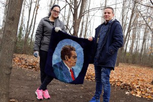 Polaganje venaca na skulturu Josipu Brozu Titu u Mini Jugoslaviji