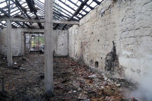 Požar u dvorištu porodičnog gazdinstva Šimona Ostrogonca