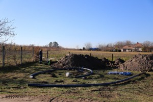 Radovi na izgradnji vodovodne mreže i obnavljanju zgrade MZ Bački Vinogradi