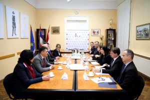 Konferencija za medije ministra obrazovanja Hrvatske