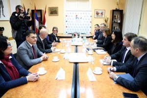 Konferencija za medije ministra obrazovanja Hrvatske