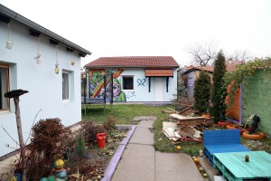 Donacija PVC prozora kompanije Joviste udruženju za pomoć osobama sa autizmom