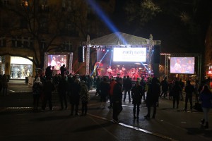 Doček Nove godine na Gradskom trgu uz Đorđa Davida i Milana Topalovića Topalka (#NG2018)