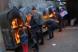 Badnji dan u Subotici - Litija kroz grad, umetnički program i paljenje badnjaka na Trgu