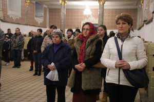 Badnji dan u Subotici - Litija kroz grad, umetnički program i paljenje badnjaka na Trgu