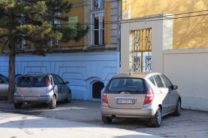 Predaja udžbenika za decu iz romske zajednice koja pohađaju ovu školu