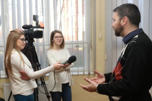 Poseta etno grupe "Balkanika" i Danice Krstić povodom snimanja spota za Beoviziju