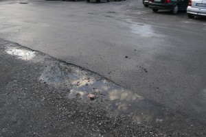 Parking ispred Hale sportova