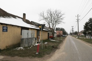 Neasfaltirana Sutjeska ulica u MZ "Zorka"