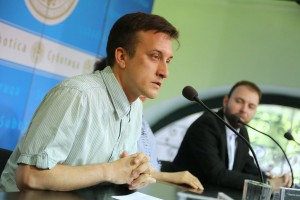 Najava koncerta orkestra harmonika AKUDUNS "Sonja Marinković"