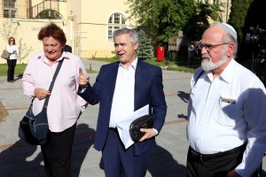 Unošenje svete knjige "Tore"