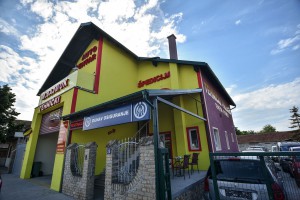 Auto centar "Mali Bajmok"