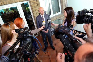 Ministar Branko Ružić na sastanku sa predstavnicima nacionalnih saveta