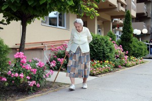 Ministar Branko Ružić u poseti Gerontološkom centru Subotica