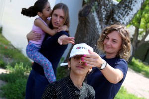 Podela ramazanskih paketa izbeglicama i migrantima u Prihvatnom centru