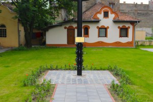 Poseta grupe zamenika šefova misija zemalja članica EU subotičkoj Sinagogi