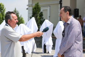 Otkrivanje bisti sastavu "8 tamburaša" i Zvonku Bogdanu