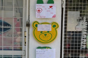 Deca u akciji "Kupi crtež - budi human"