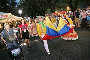 Defile učesnika i svečano otvaranje 17. Interetno festivala