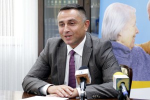 Uručivanje Ugovora za sprovođenje javnih radova