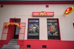 Otvaranje novog restorana brze hrane "Fast Food Mara"