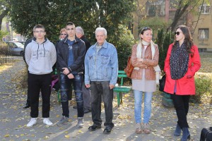 Pomen i polaganje venaca na Spomenik palim junacima