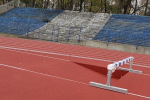 Rekonstruisani stadion (nova trava i atletska staza)