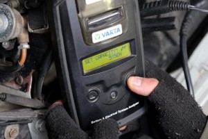 Akcija besplatne provere akumulatora na Euro Petrolu