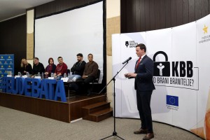 Debata "Borba poznatih za naša prava"