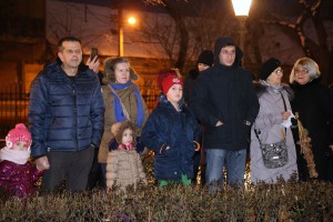 Badnji dan - Litija kroz grad i paljenje badnjaka na Trgu