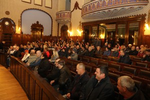 Uručivanje ugovora za dodelu paketa građevinskog materijala izbegličkim porodicama iz BiH i Hrvatske