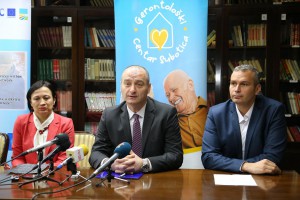 Potpisivanje ugovora povodom uvođenja kol centra