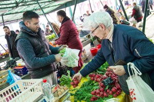 Obilazak zelenog bloka na Mlečnoj pijaci