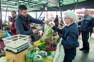 Obilazak zelenog bloka na Mlečnoj pijaci