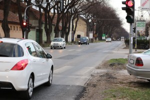 Radovi na saniranju asfalta na Somborskom putu