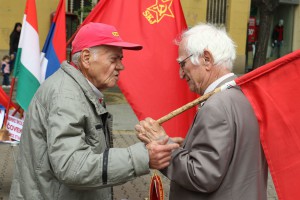 Prvomajski performans UG "Solidarnost" i "Centar – Tito – Központ"