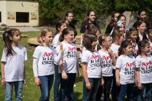 Koncert "Ta draga bića"