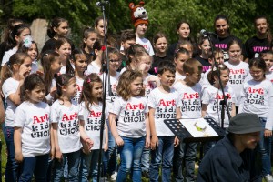 Koncert "Ta draga bića"