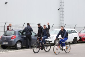 Na licu mesta po dojavi o podmetnutoj bombi