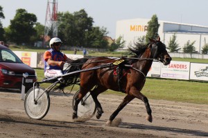 Treći kasački dan - "Probni derbi" i  "Subotička milja"
