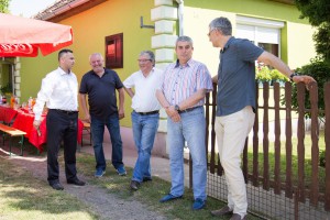 Poseta ministra i pokrajinskog sekretara poljoprivrednom gazdinstvu na Bikovu