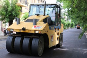 Obilazak radova na asfaltiranju Zmaj Jovine ulice