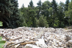 Radovi na raščišćavanju lokacije bivše kasarne "Kosta Nađ"