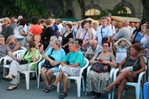 Skupština risara i nastup folklornih ansambala "Dužijanca"
